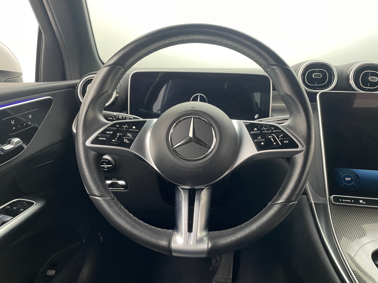 Thumbnail: 2024 Mercedes-Benz GLC - 4