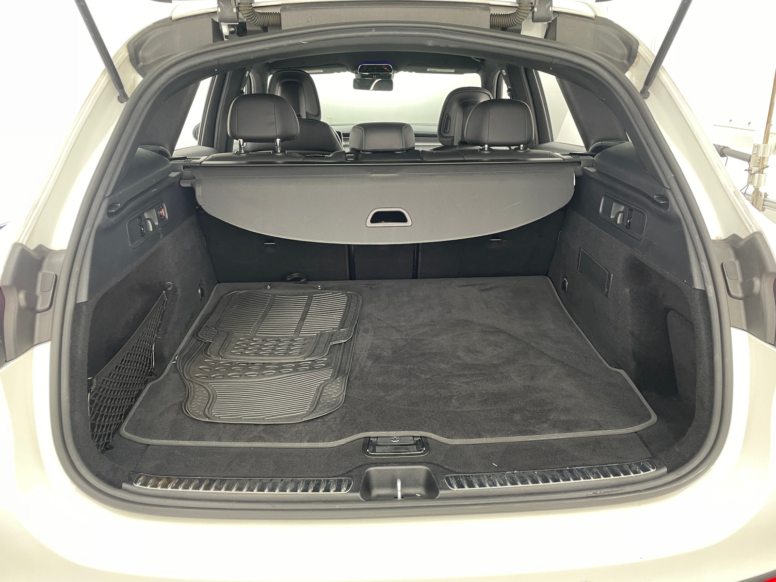 Thumbnail: 2024 Mercedes-Benz GLC - 6