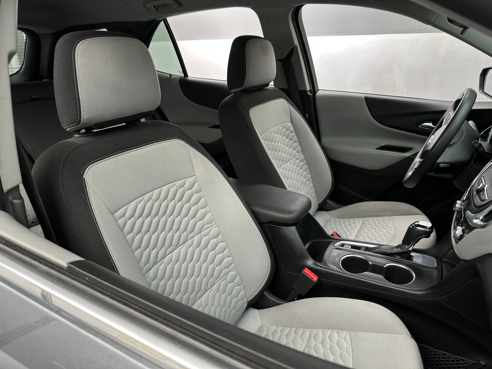 Thumbnail: 2018 Chevrolet Equinox - 2