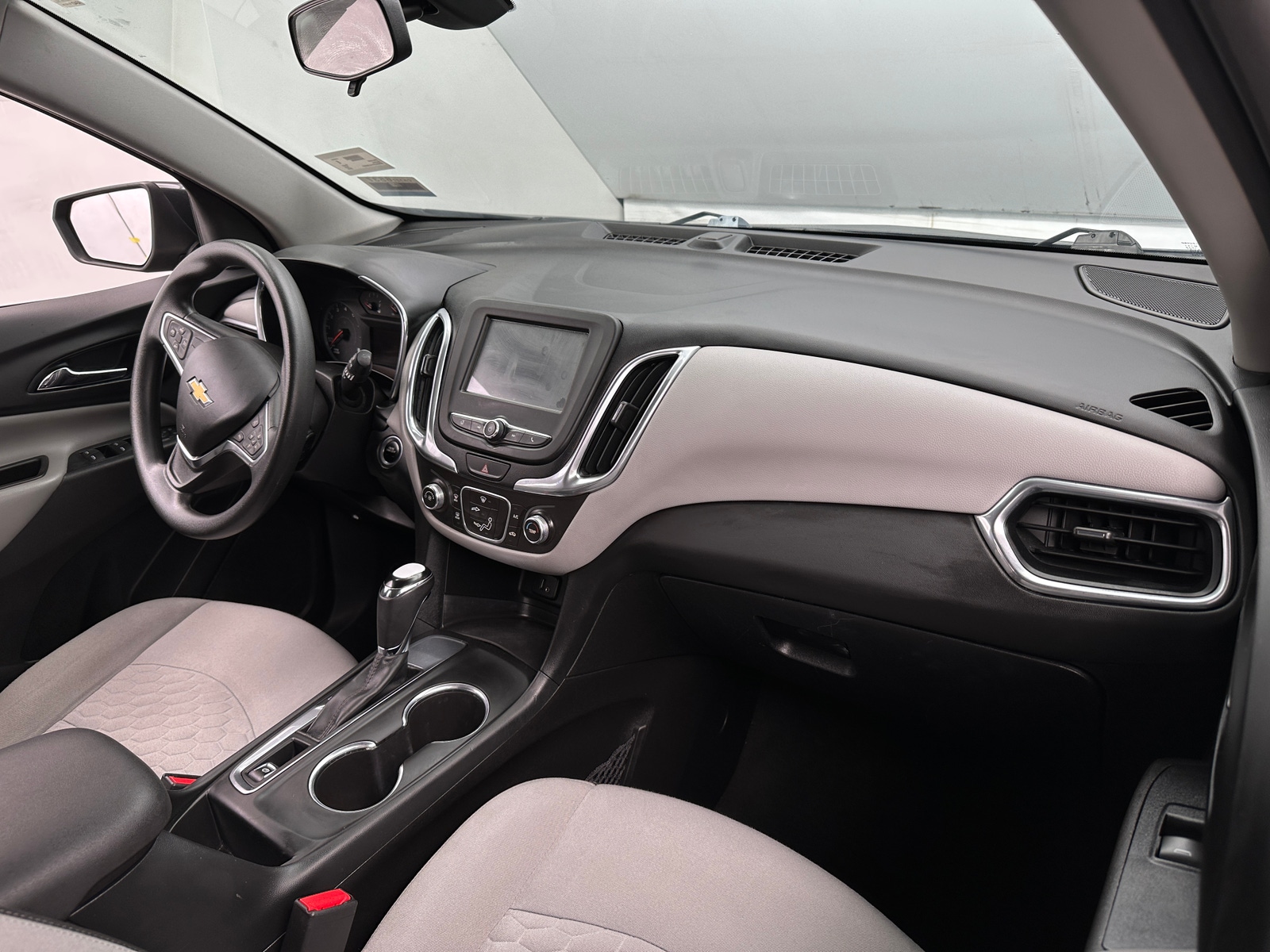 Thumbnail: 2018 Chevrolet Equinox - 3
