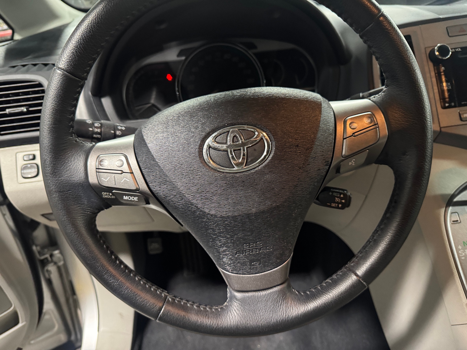 Thumbnail: 2012 Toyota Venza - 4