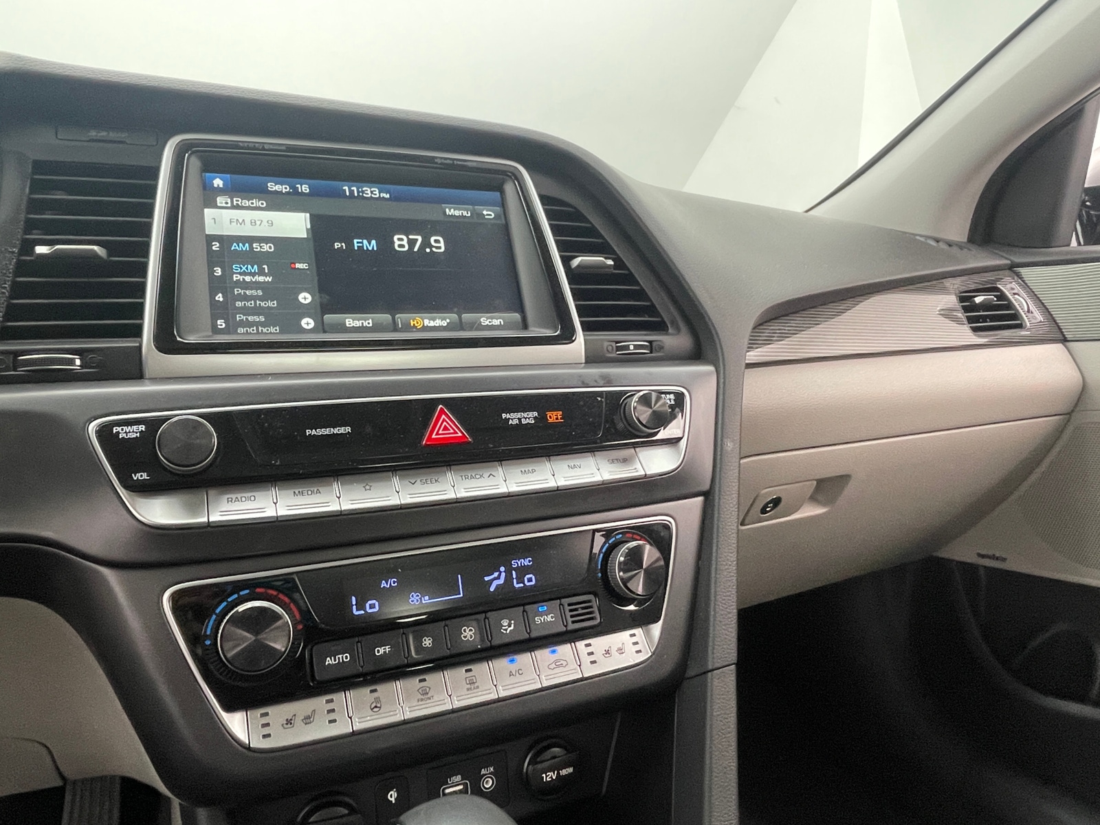 Thumbnail: 2019 Hyundai Sonata - 3