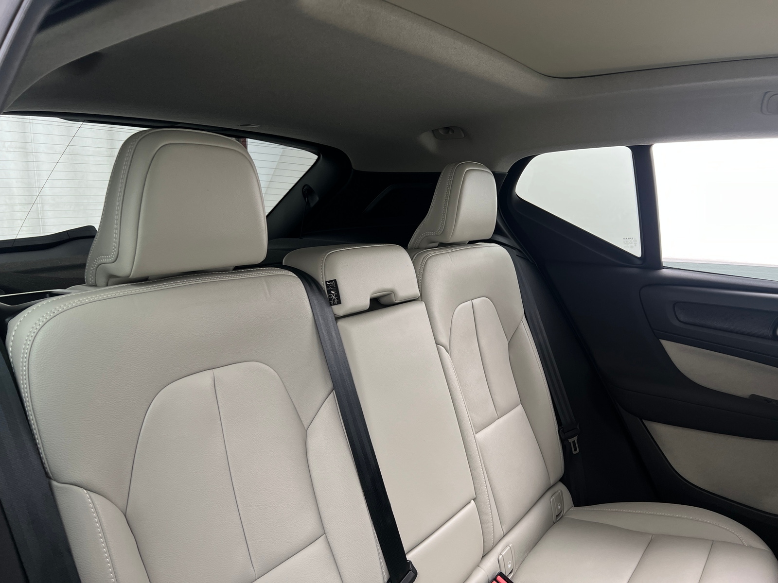 Thumbnail: 2021 Volvo XC40 - 5