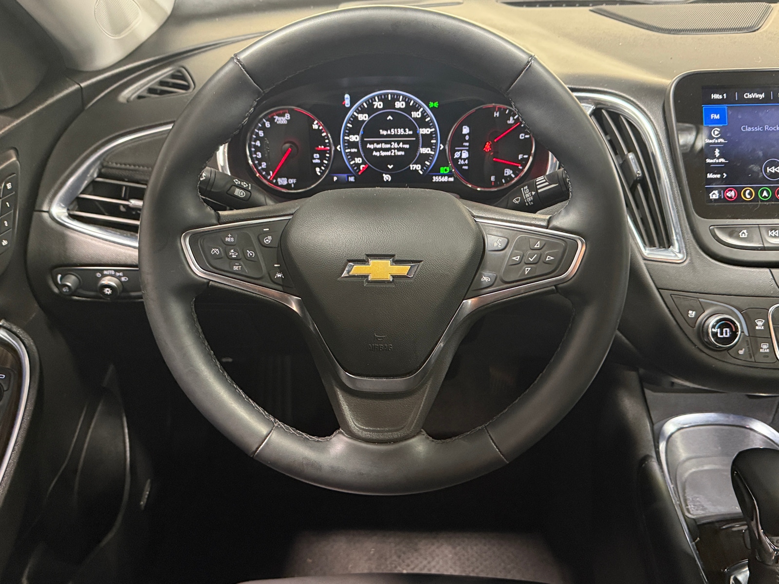 Thumbnail: 2024 Chevrolet Malibu - 4