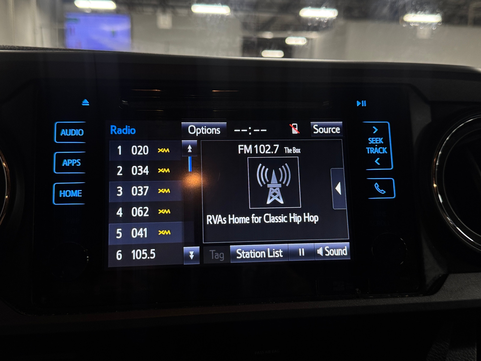 Thumbnail: 2019 Toyota Tacoma - 4