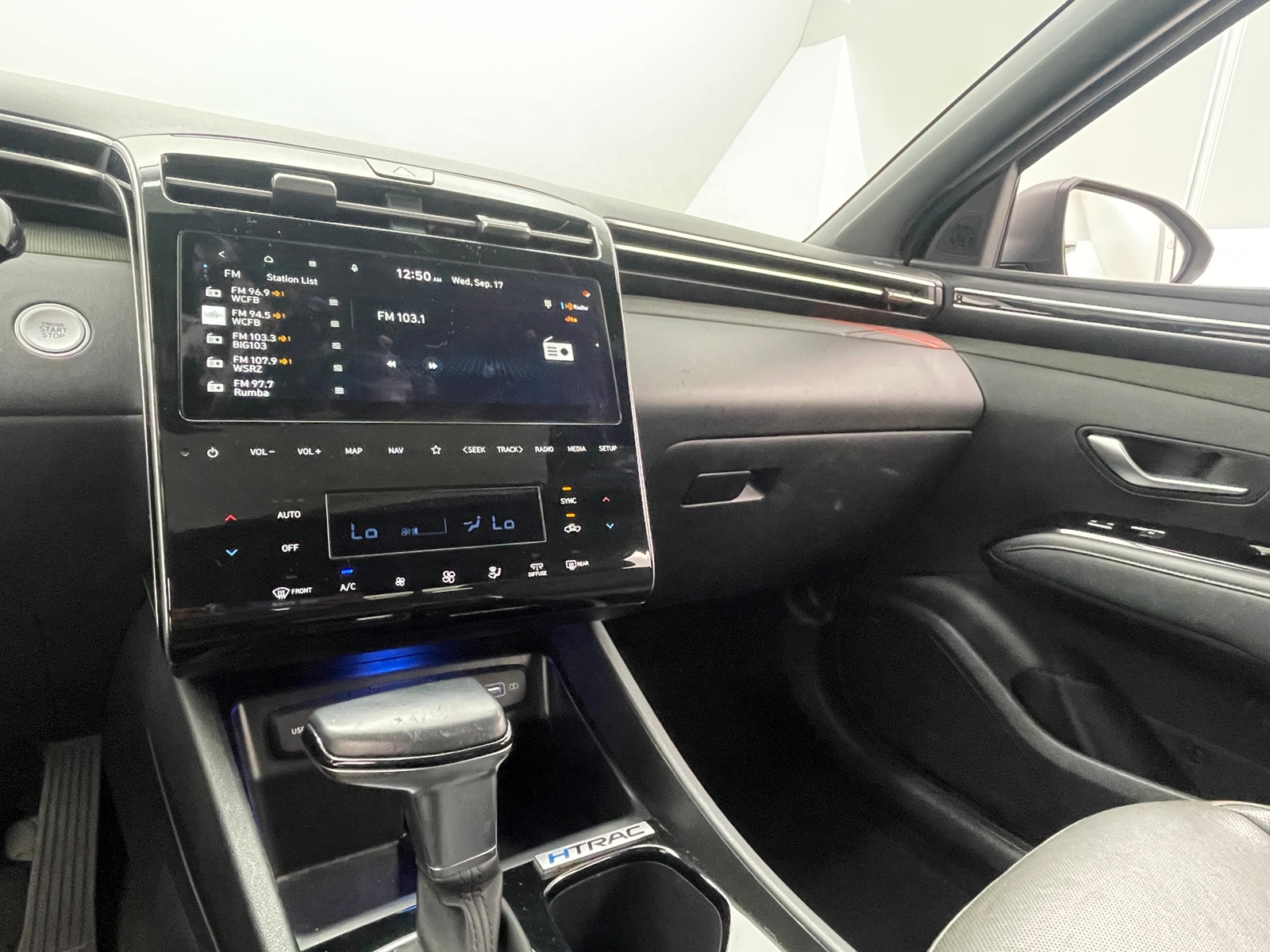 Thumbnail: 2024 Hyundai Santa Cruz - 3