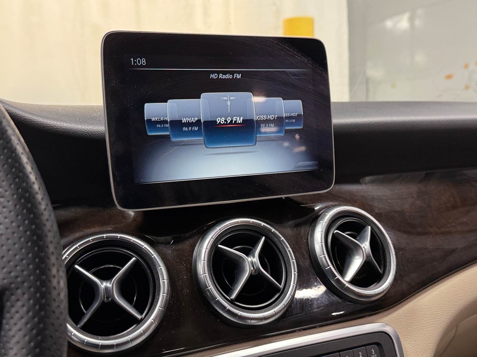 Thumbnail: 2019 Mercedes-Benz CLA - 3