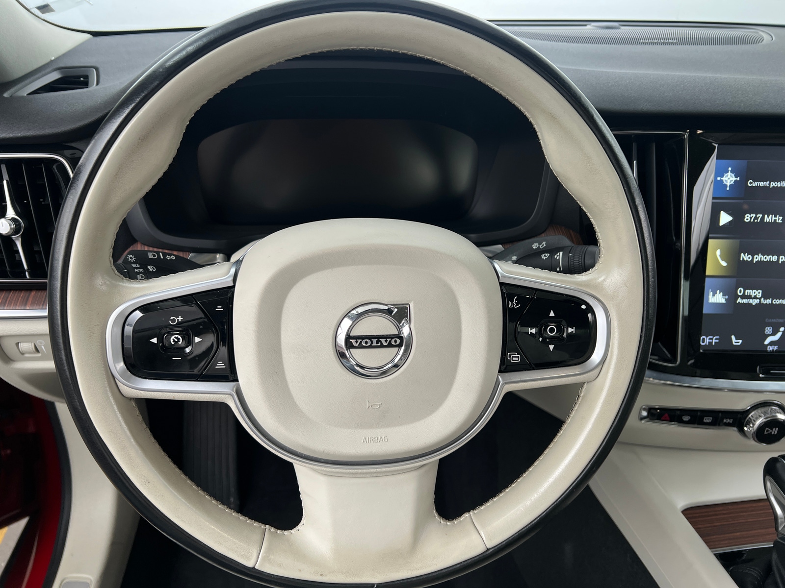 Thumbnail: 2020 Volvo S60 - 4