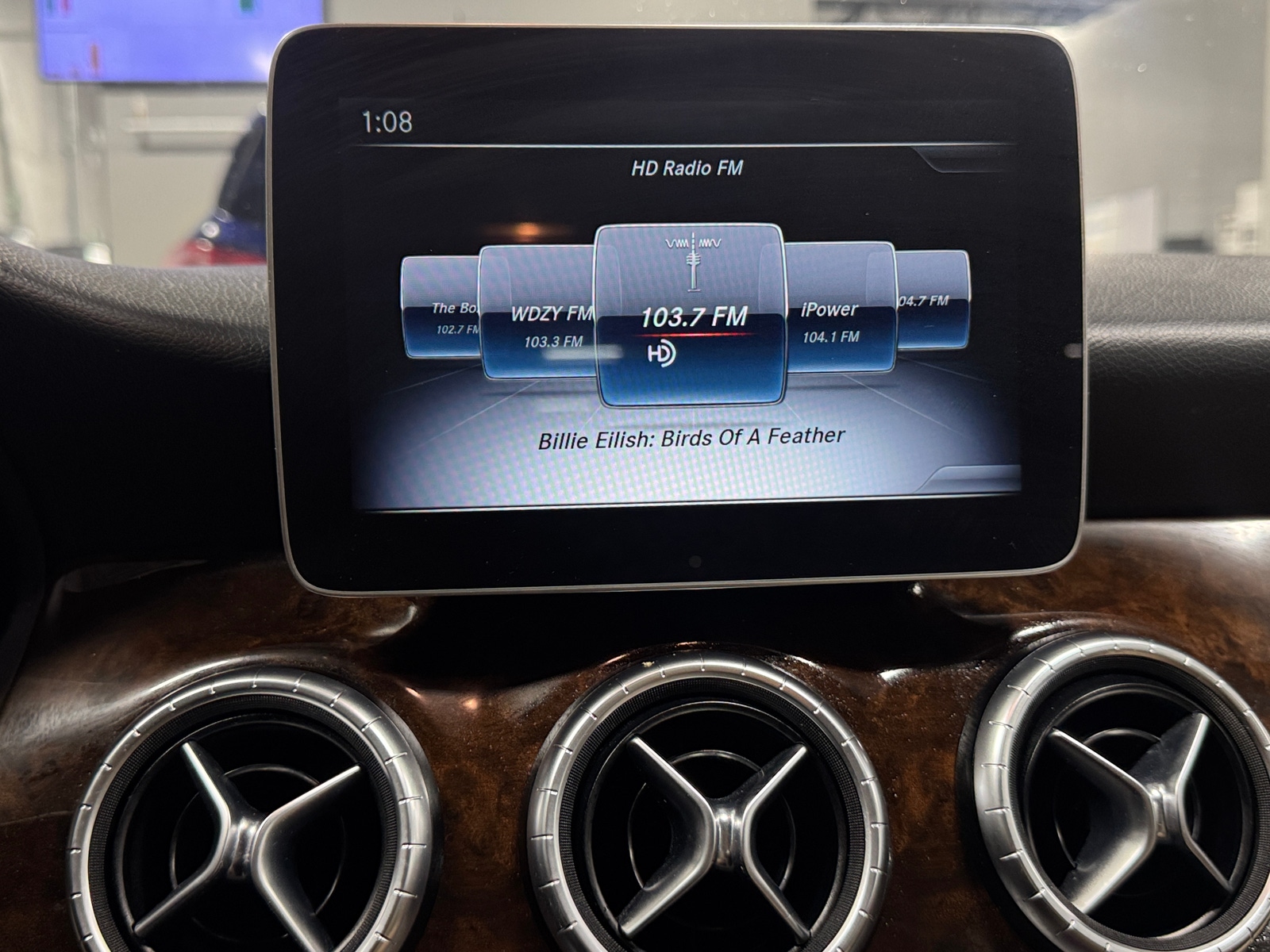Thumbnail: 2019 Mercedes-Benz CLA - 2
