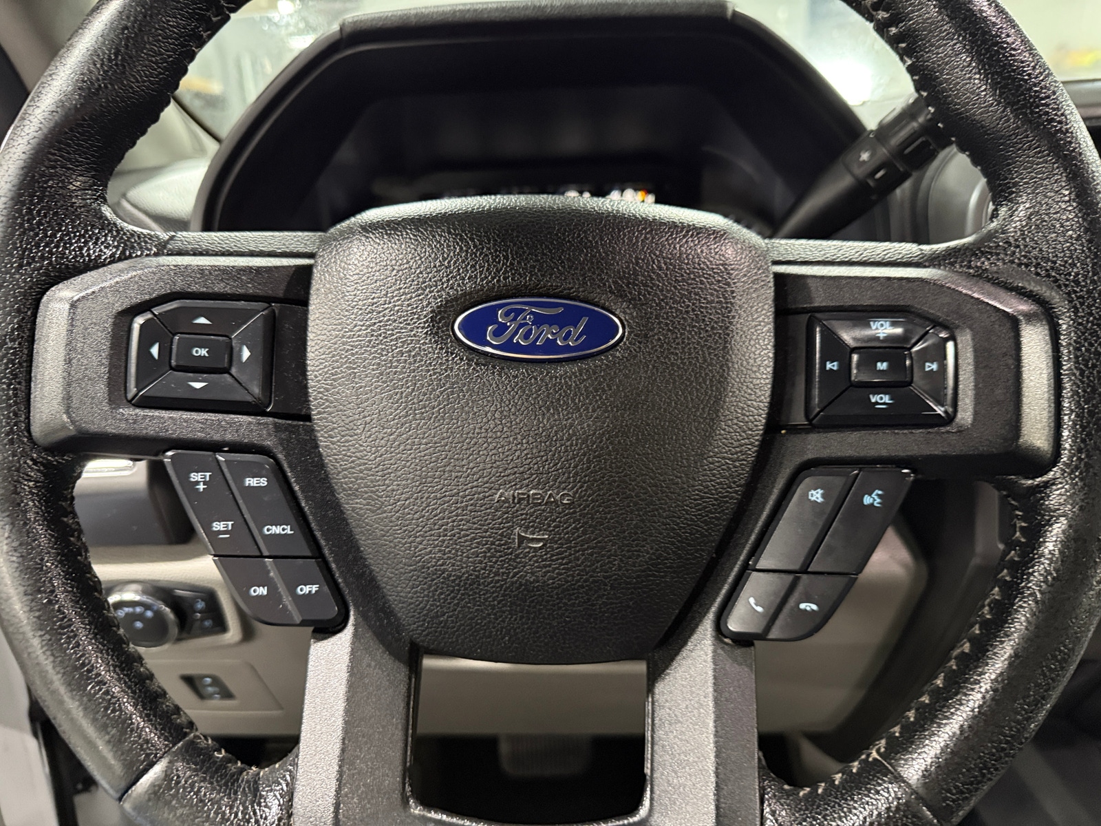 Thumbnail: 2015 Ford Econoline - 5