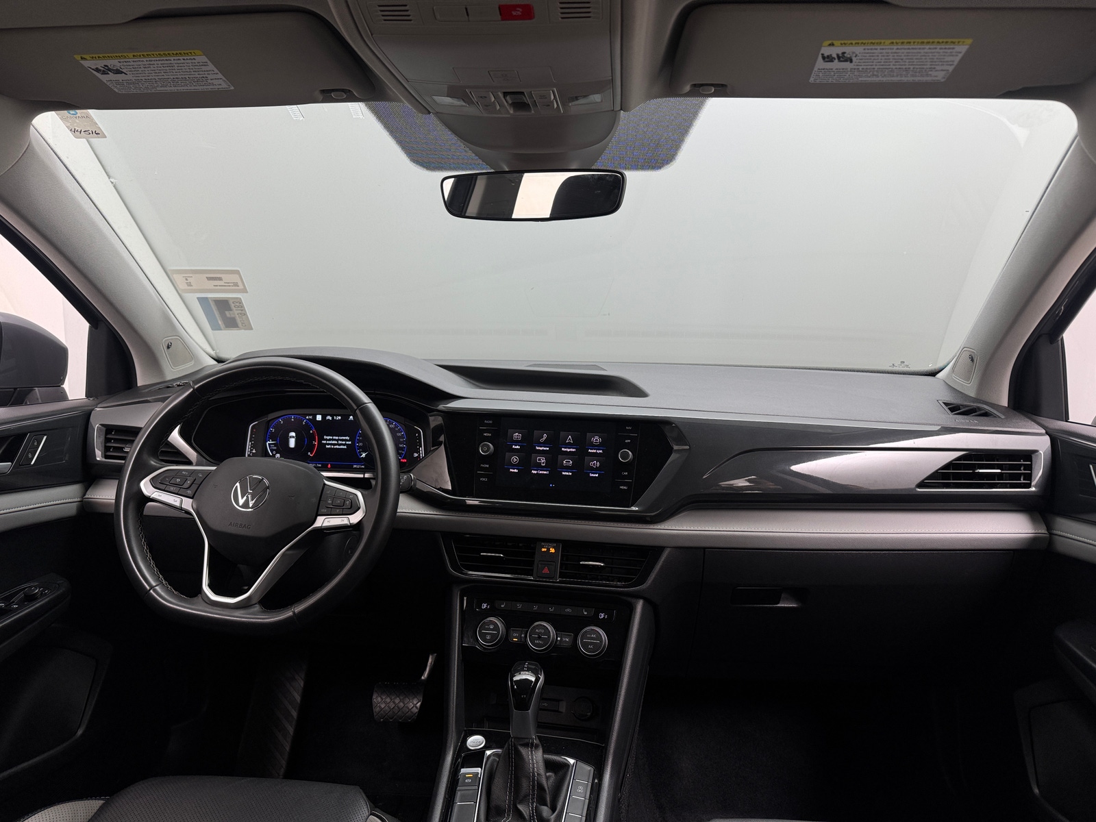 Thumbnail: 2022 Volkswagen Taos - 2