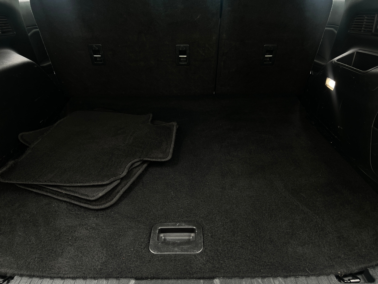 Thumbnail: 2021 Ford Edge - 6