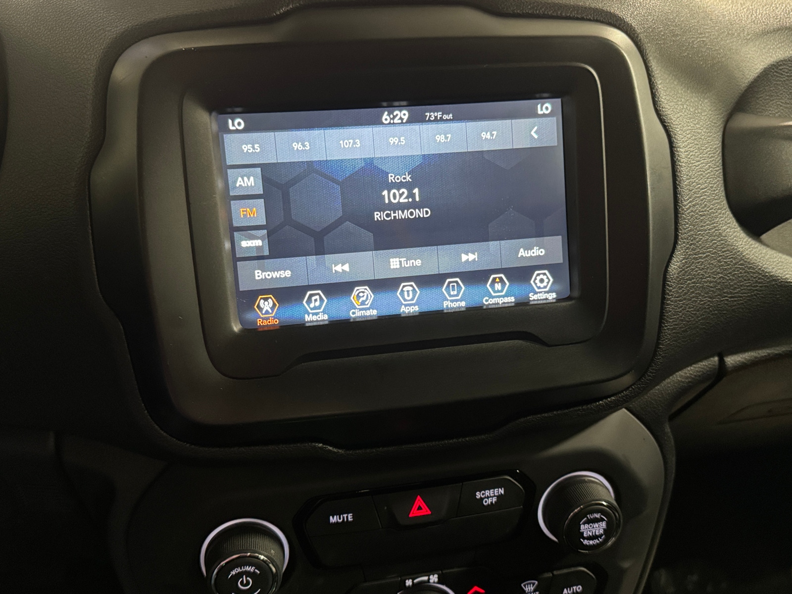 Thumbnail: 2018 Jeep Renegade - 4
