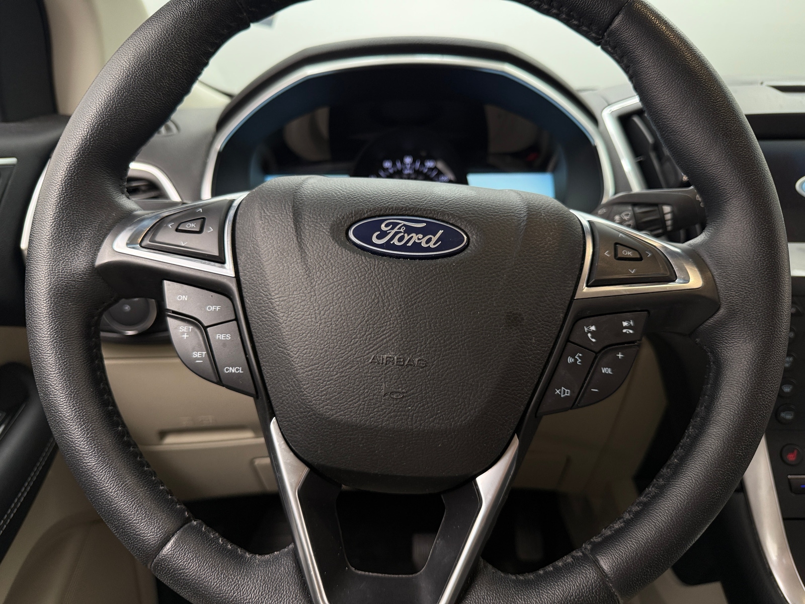Thumbnail: 2018 Ford Edge - 4