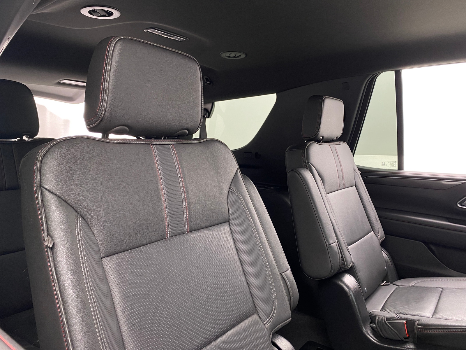 Thumbnail: 2022 Chevrolet Tahoe - 5