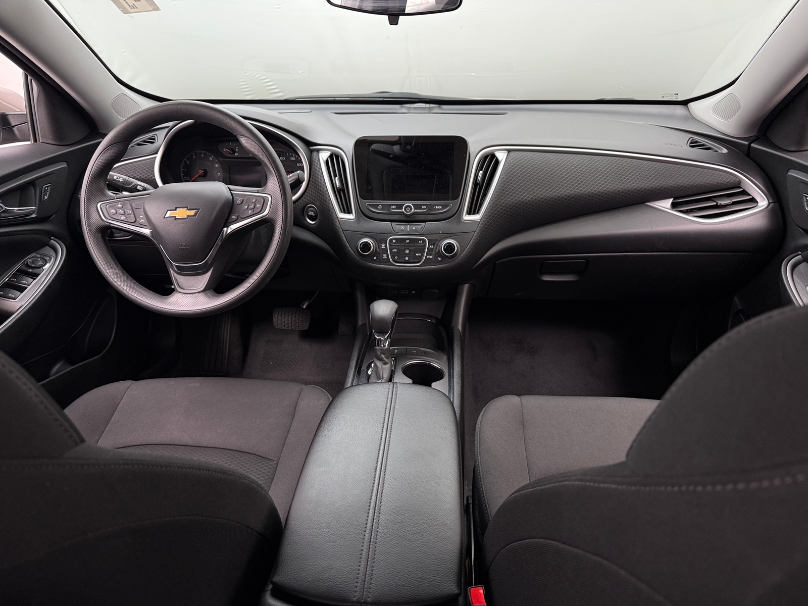Thumbnail: 2024 Chevrolet Malibu - 3