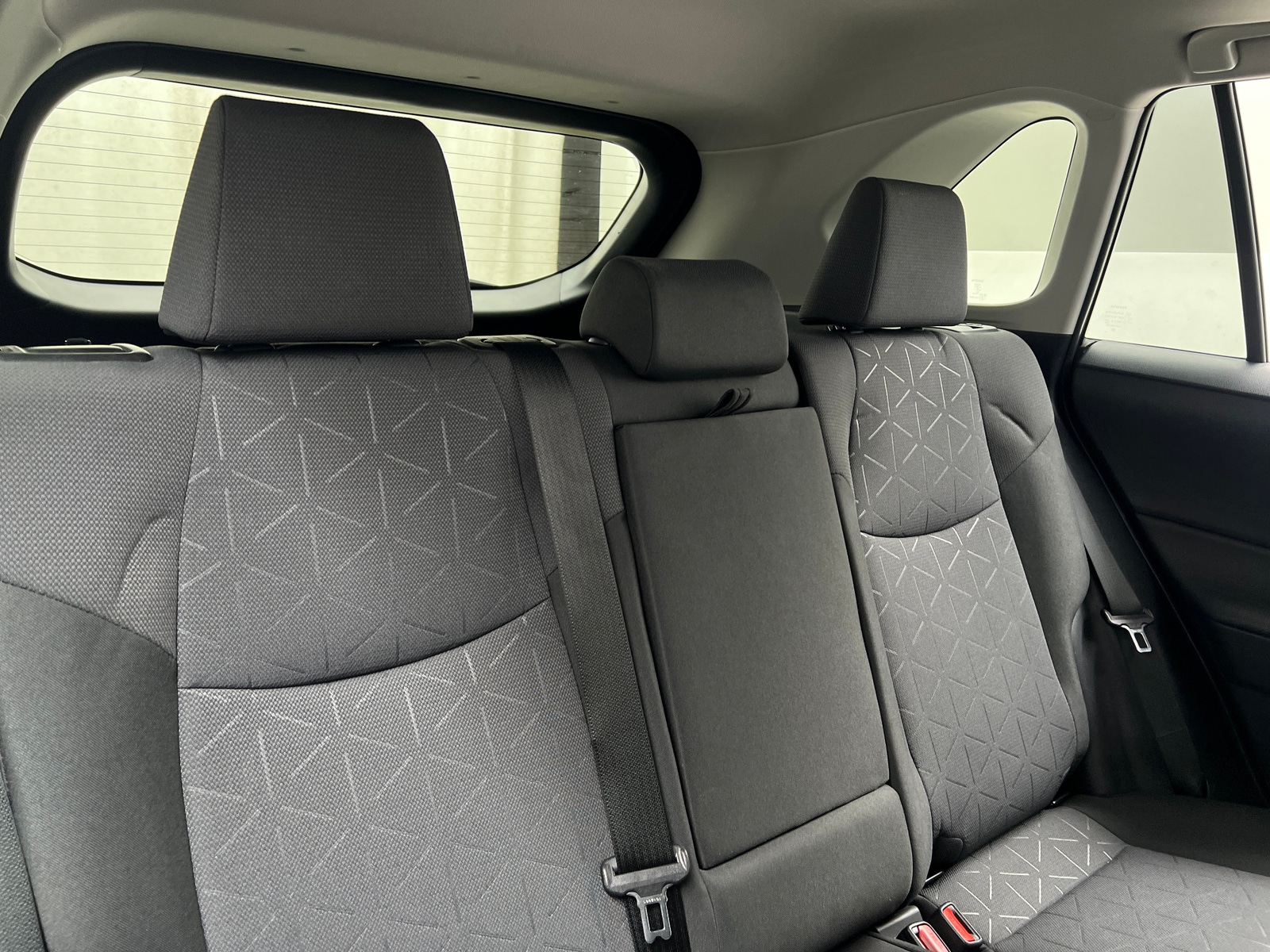 Thumbnail: 2022 Toyota RAV4 - 6