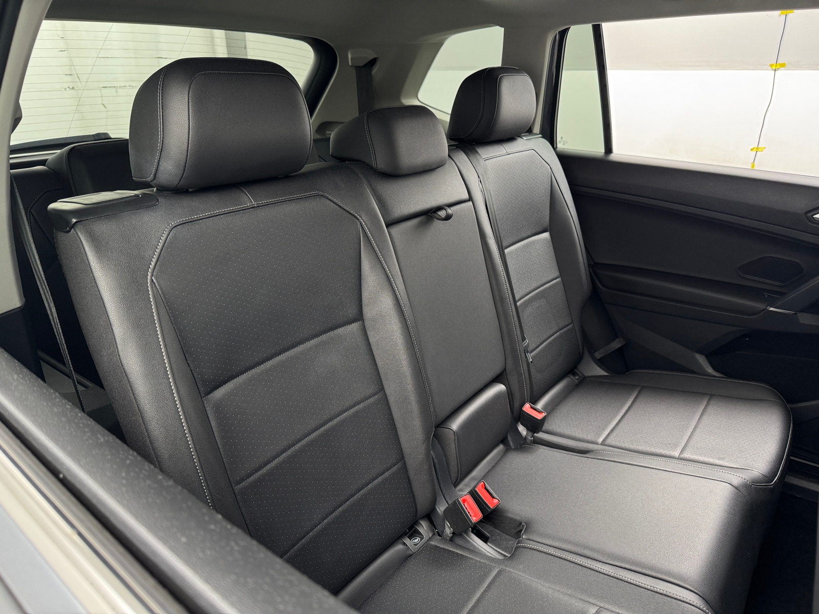 Thumbnail: 2020 Volkswagen Tiguan - 5