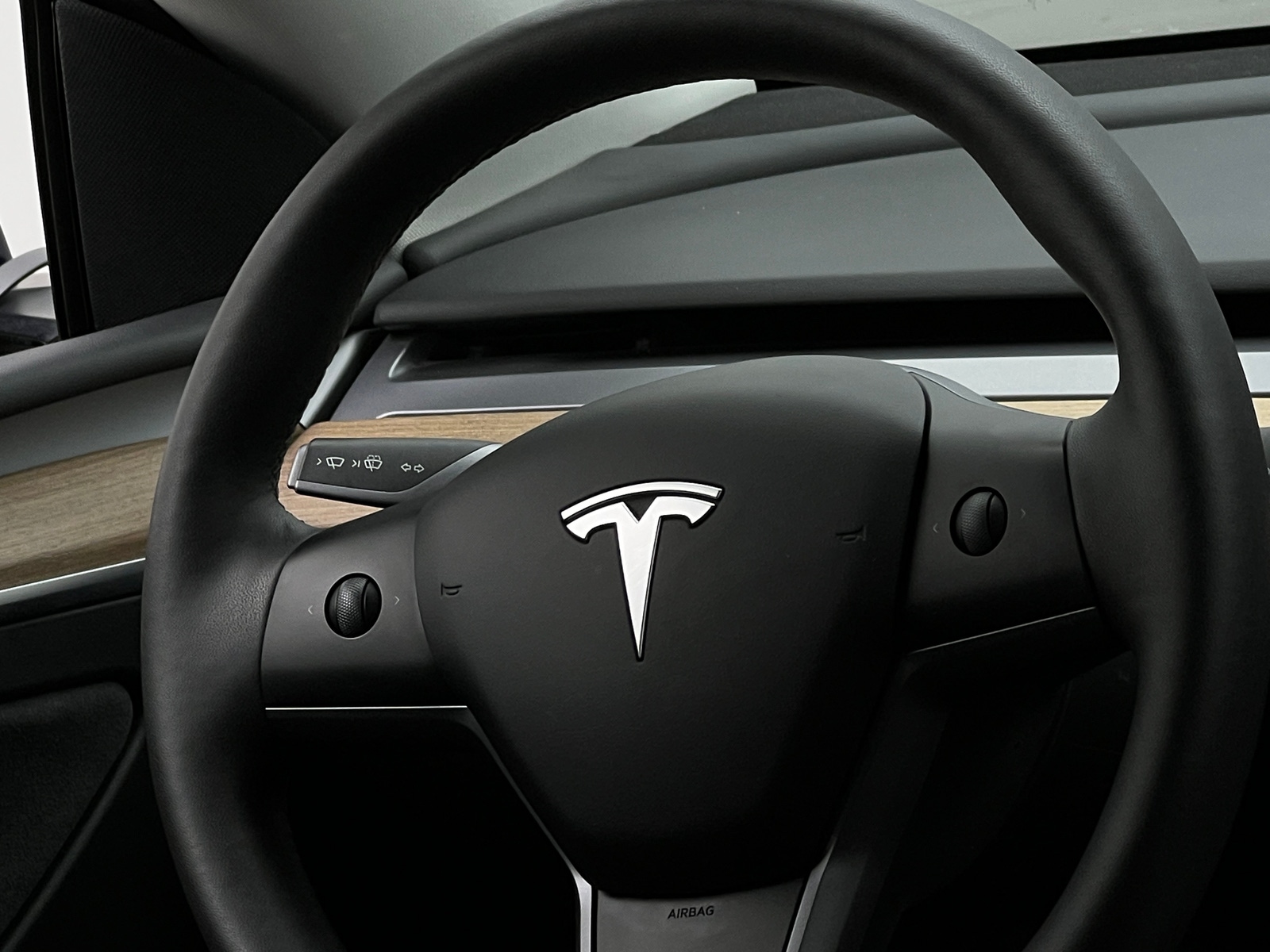 Thumbnail: 2023 Tesla Model Y - 4