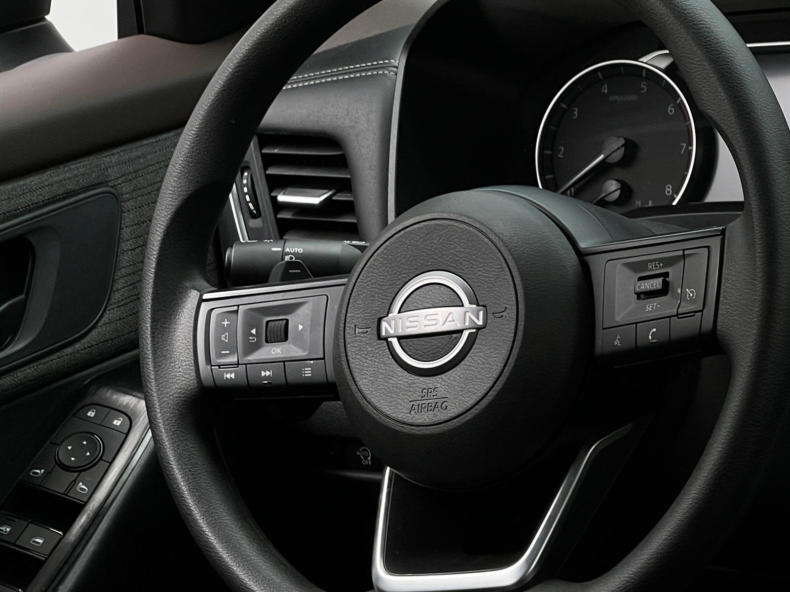 Thumbnail: 2023 Nissan Rogue - 5