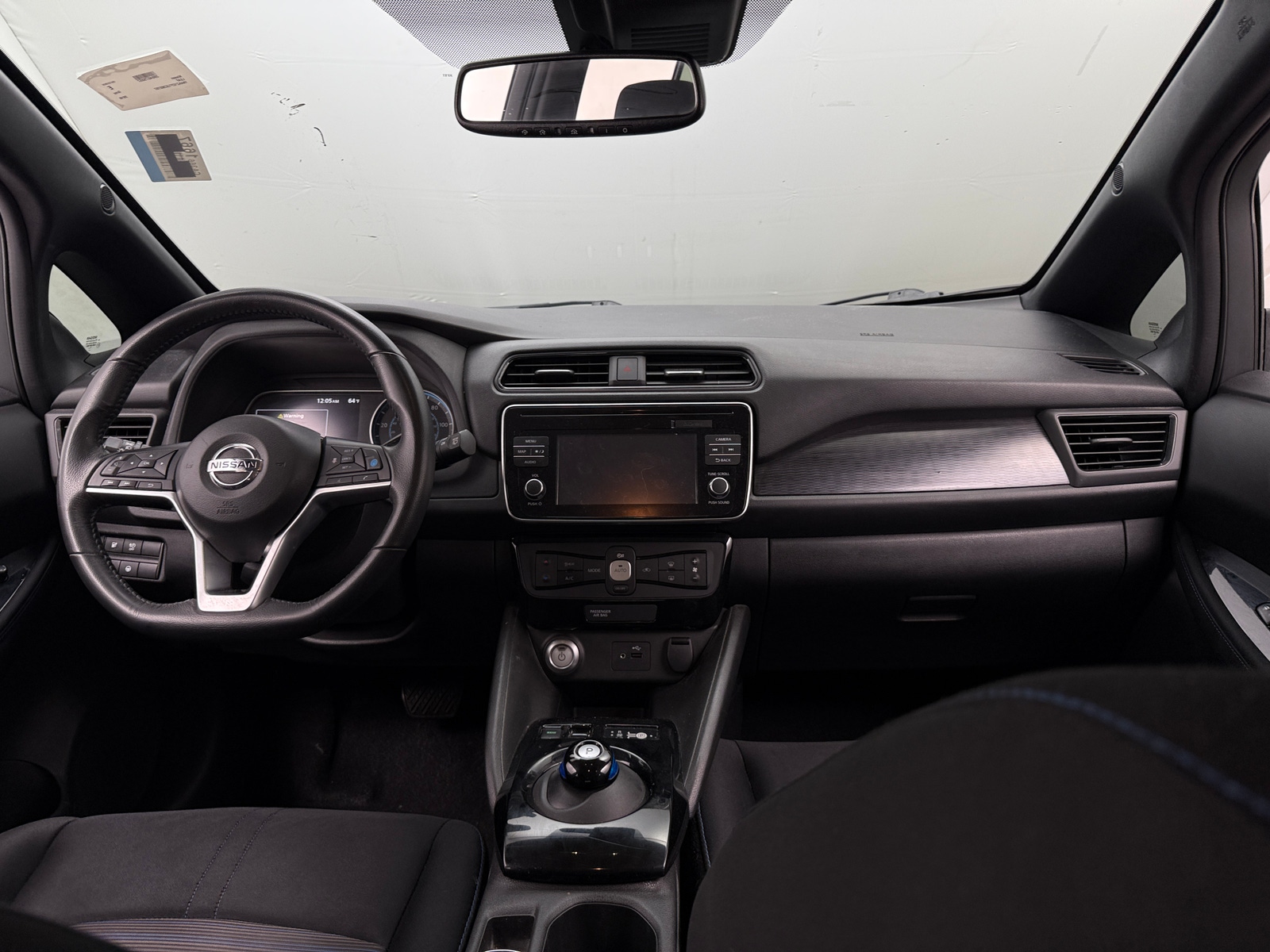 Thumbnail: 2018 Nissan Leaf - 3