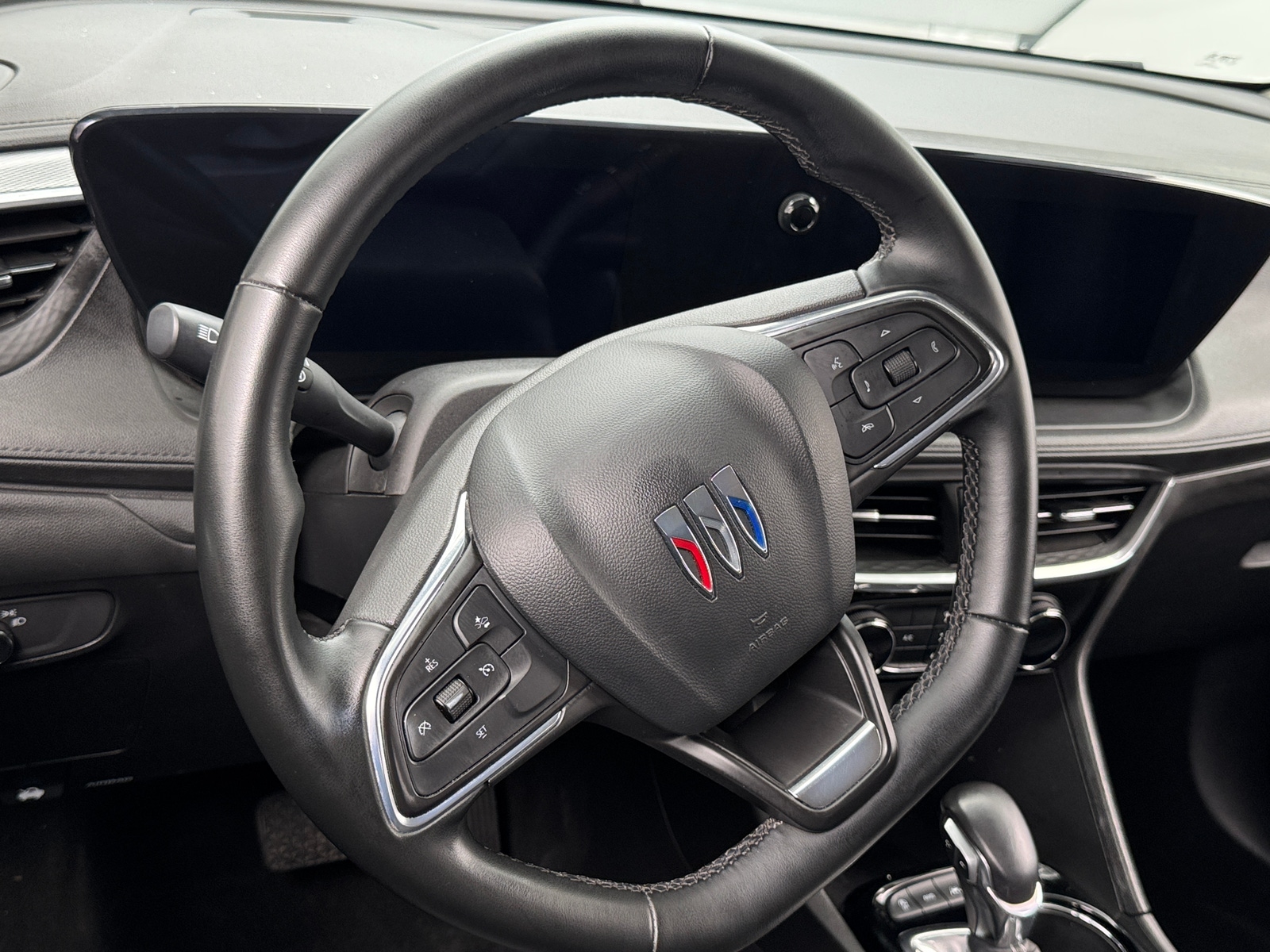 Thumbnail: 2024 Buick Encore GX - 4