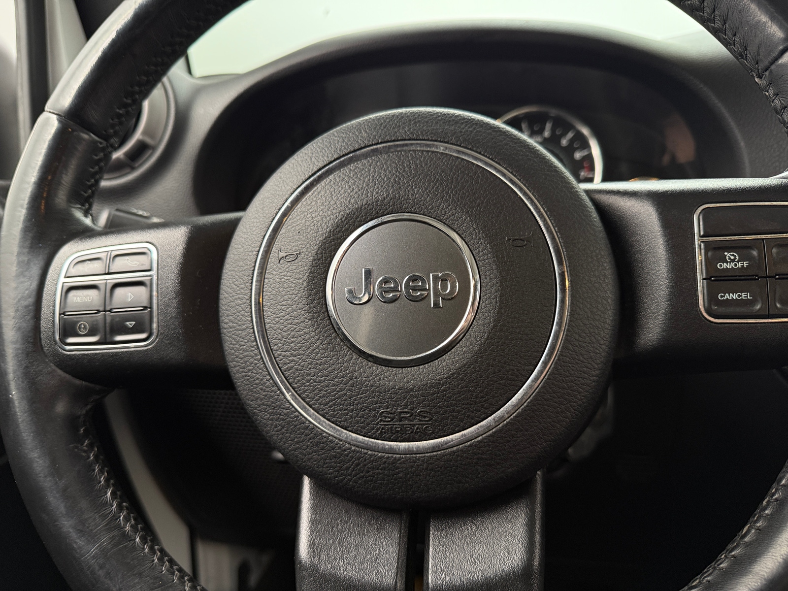 Thumbnail: 2017 Jeep Wrangler - 5
