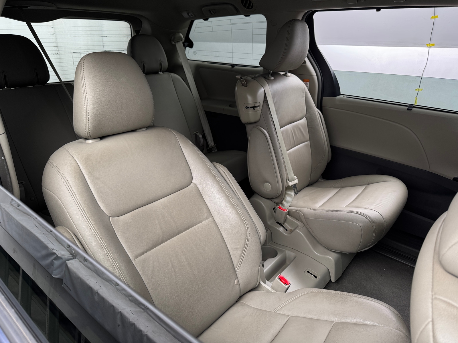 Thumbnail: 2019 Toyota Sienna - 5