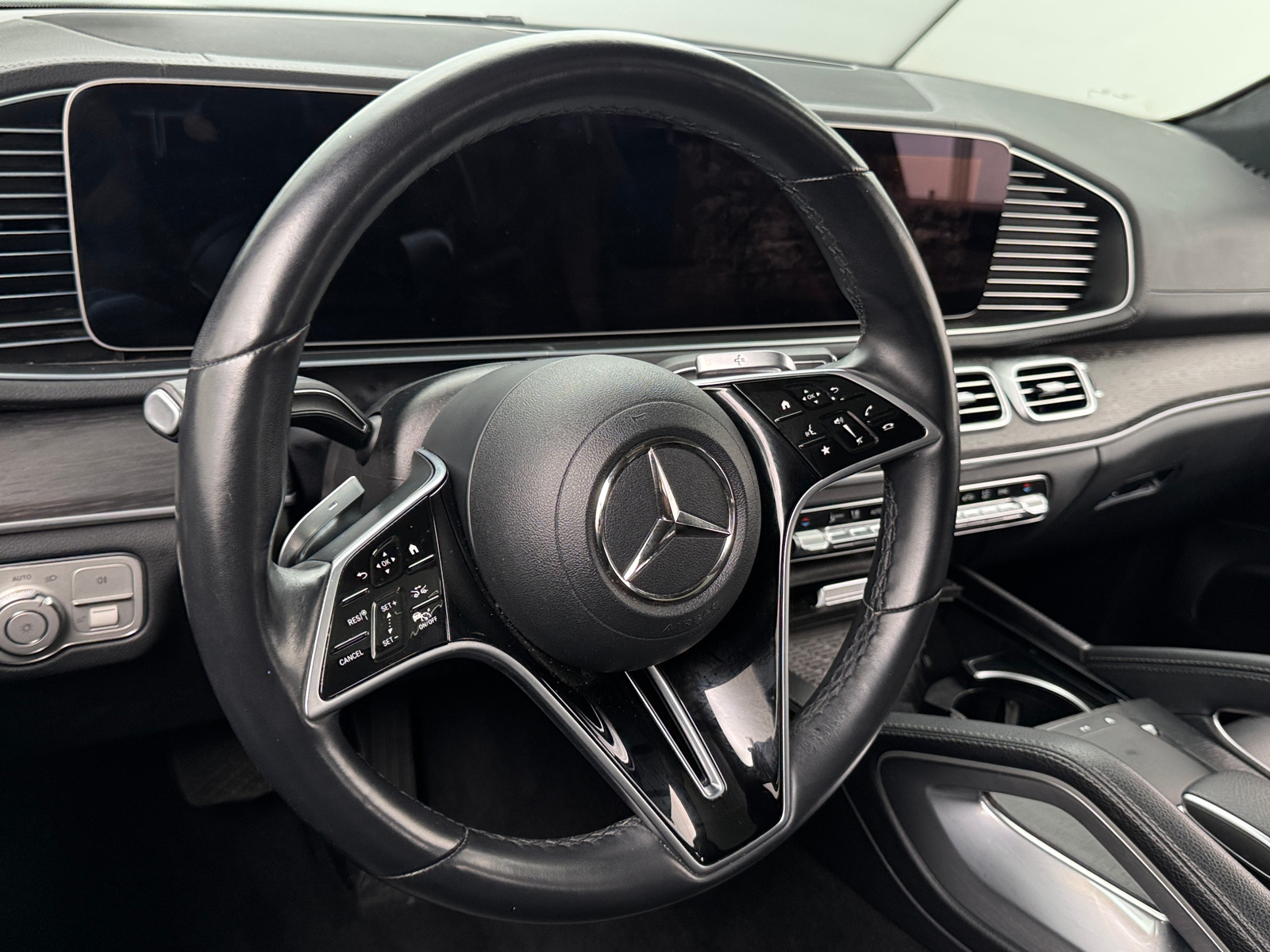 Thumbnail: 2024 Mercedes-Benz GLS - 4