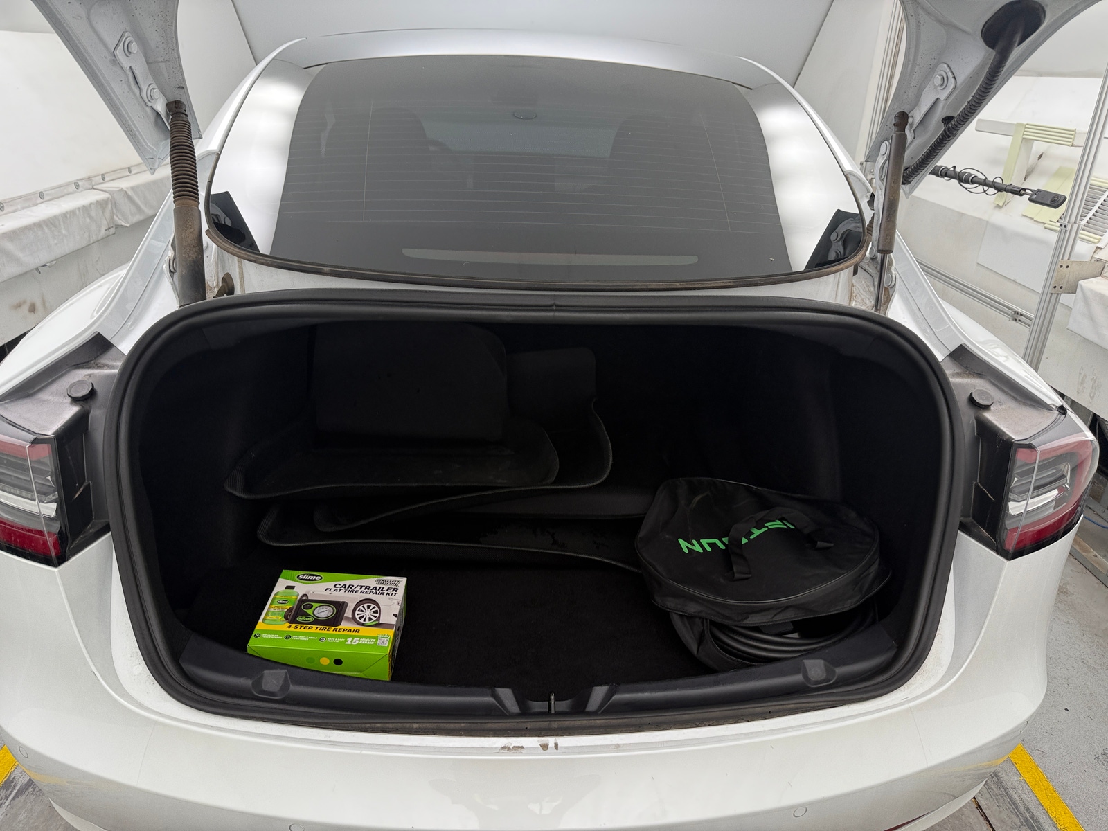 Thumbnail: 2022 Tesla Model 3 - 6