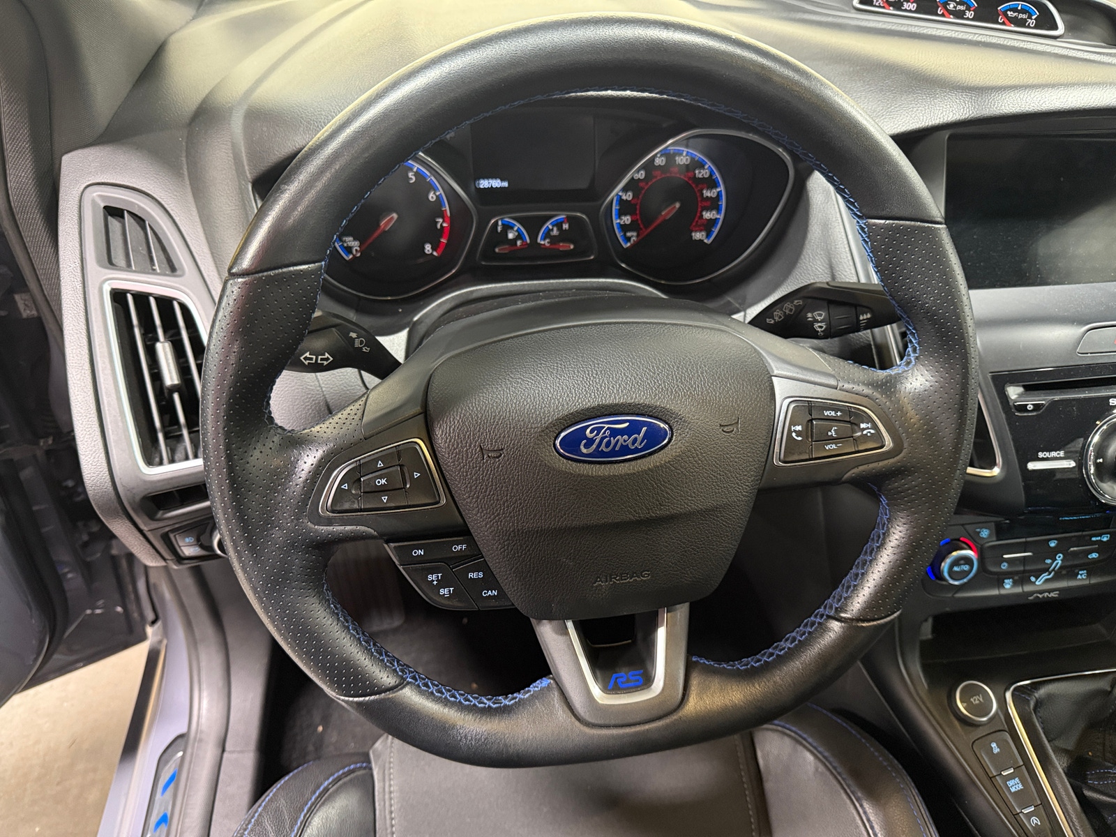 Thumbnail: 2016 Ford Focus - 4