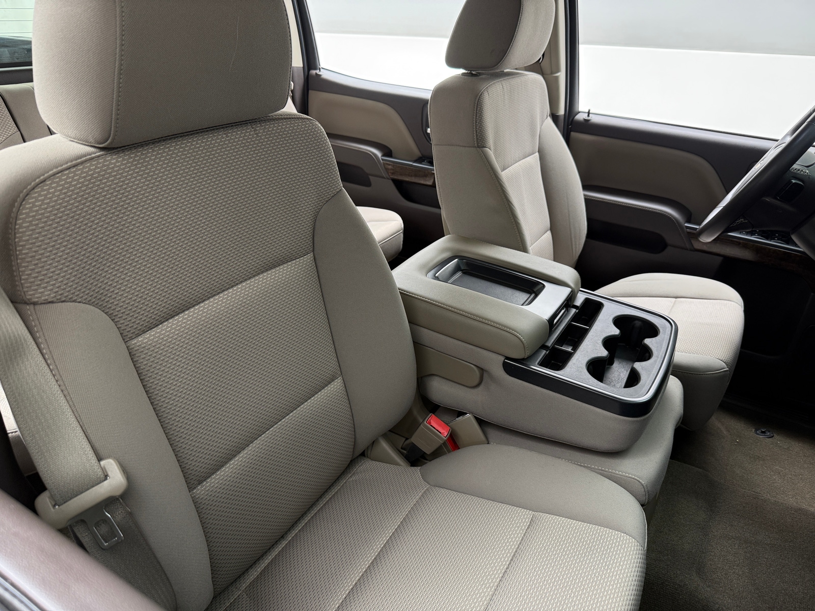 Thumbnail: 2015 Chevrolet Silverado 1500 - 2