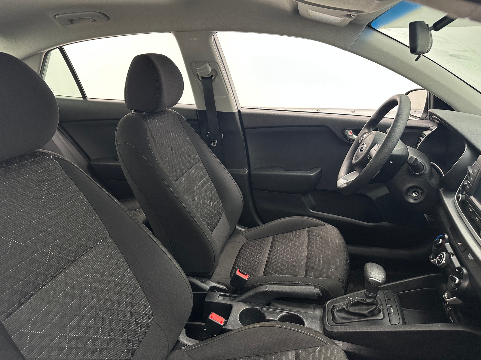 Thumbnail: 2018 Kia Rio - 2