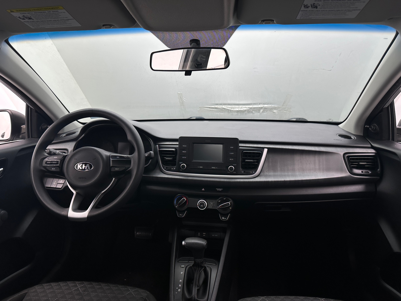 Thumbnail: 2018 Kia Rio - 3