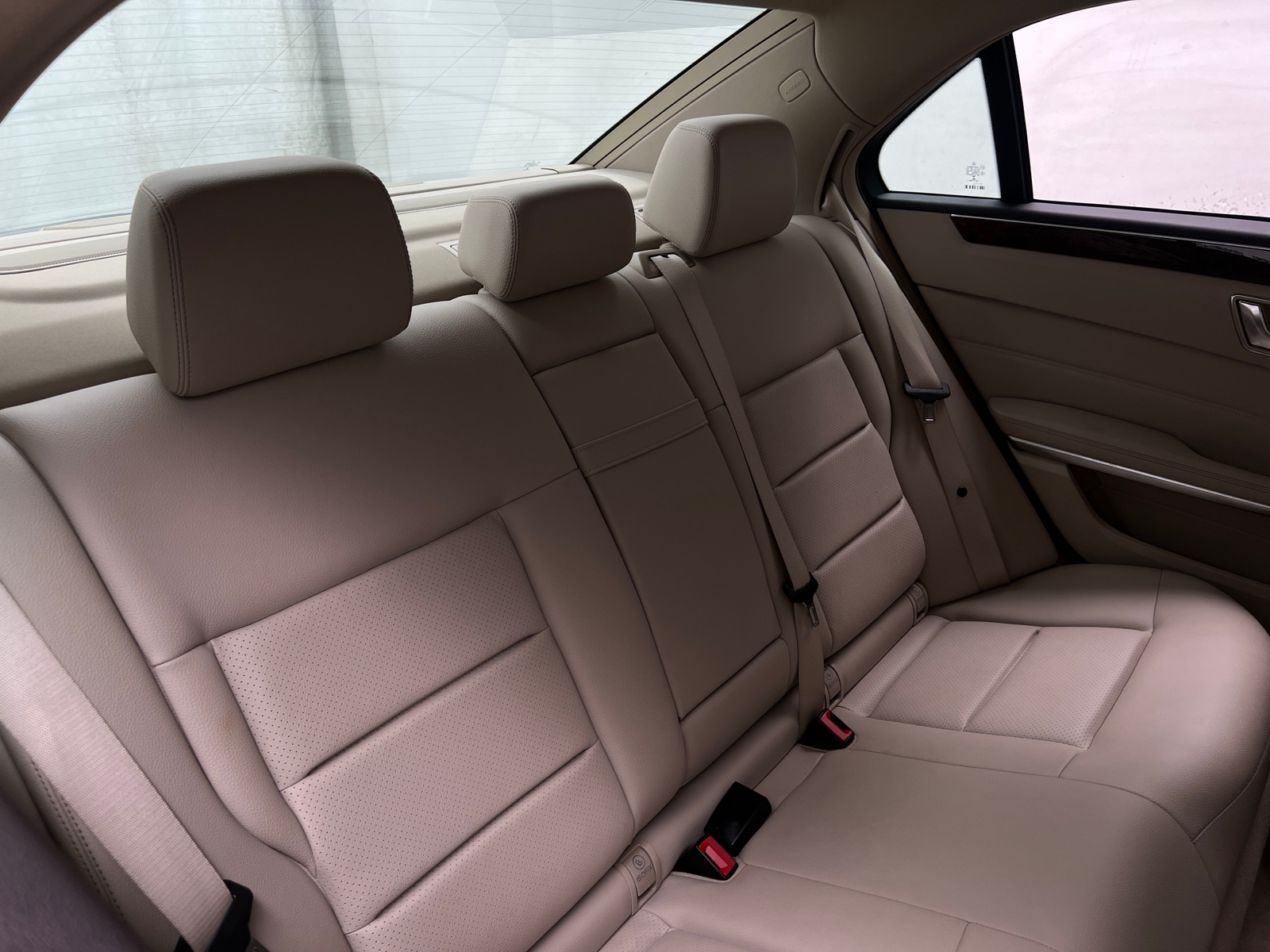 Thumbnail: 2014 Mercedes-Benz E-Class - 5