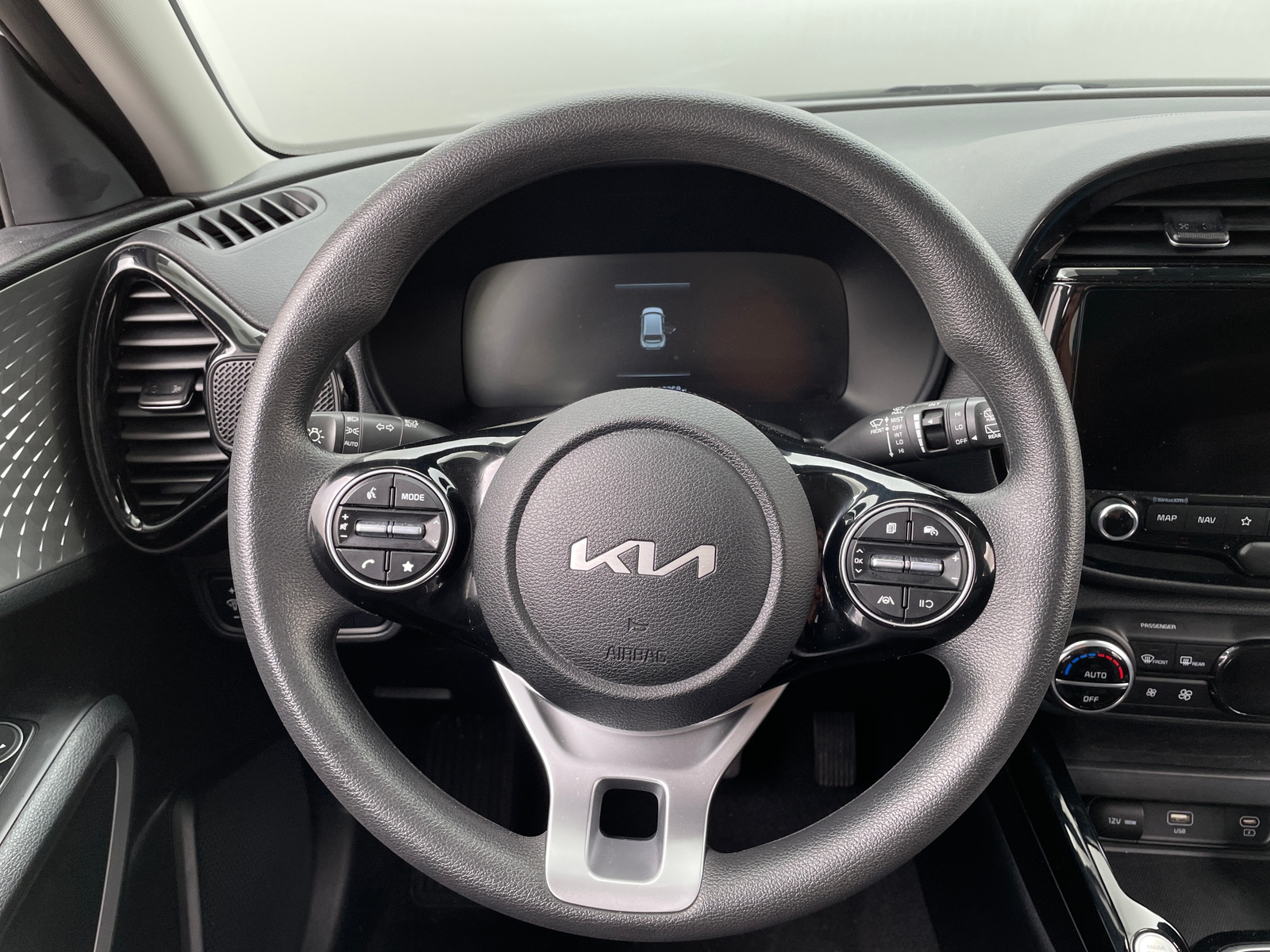 Thumbnail: 2023 Kia Soul - 5