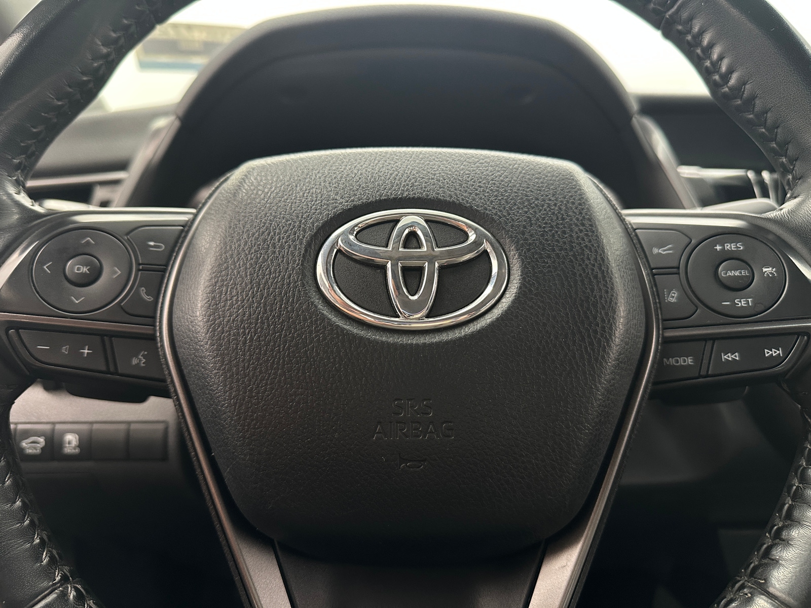 Thumbnail: 2022 Toyota Camry - 4