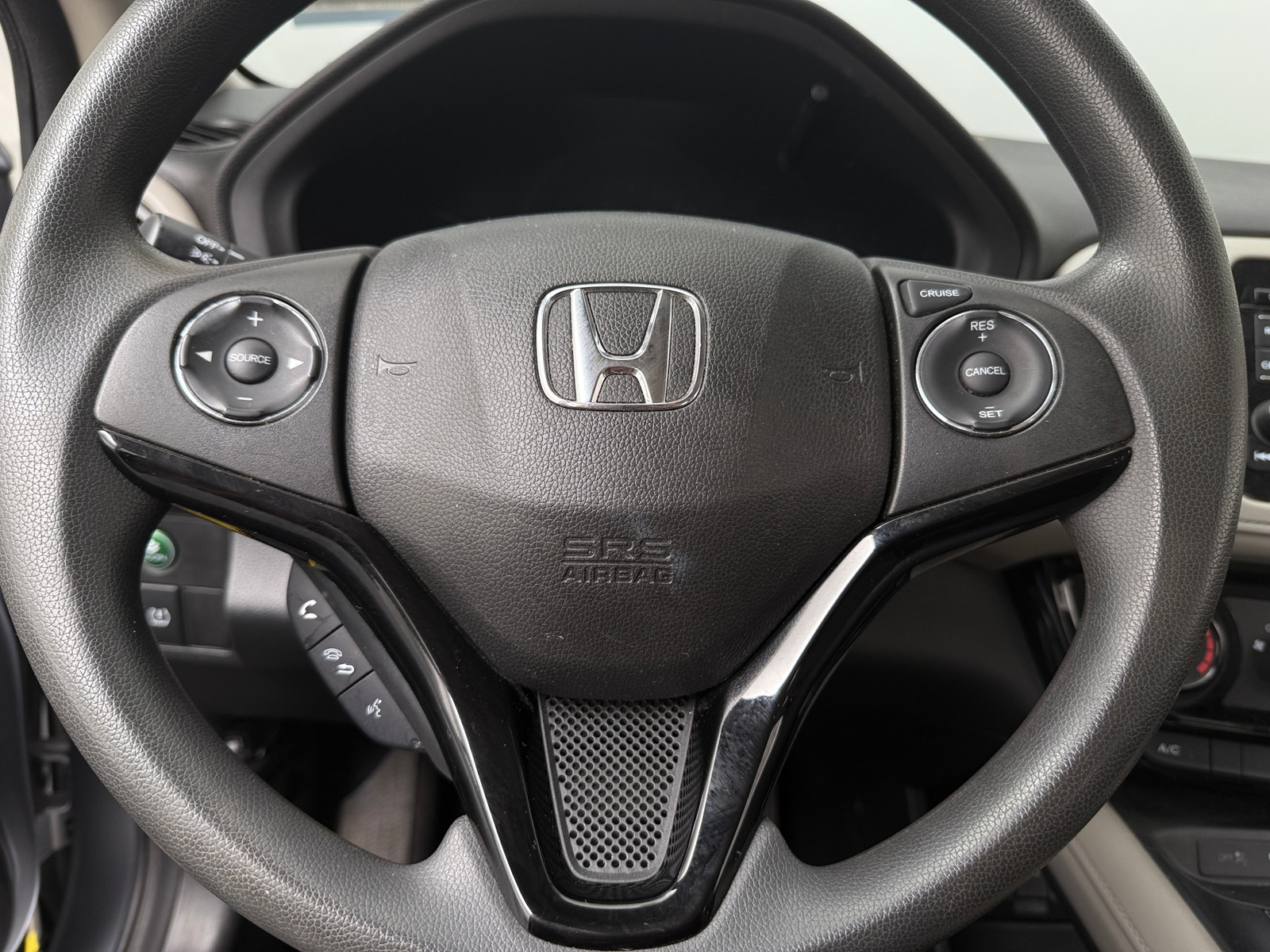 Thumbnail: 2017 Honda HR-V - 5