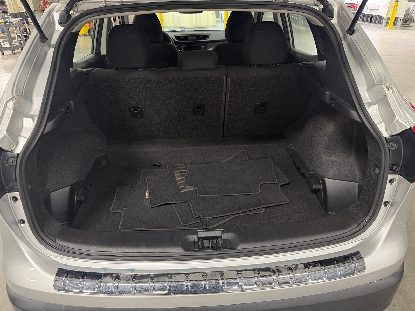 Thumbnail: 2019 Nissan Rogue Sport - 7