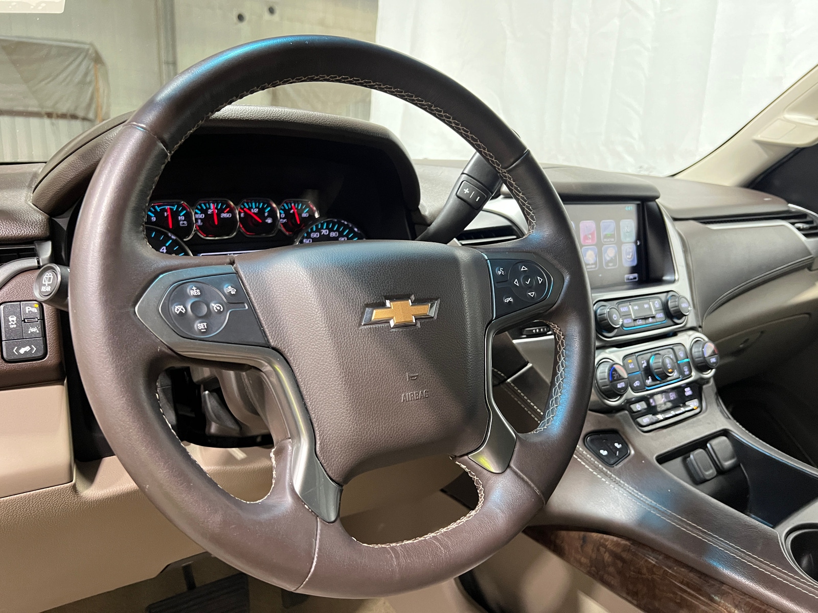 Thumbnail: 2018 Chevrolet Tahoe - 4