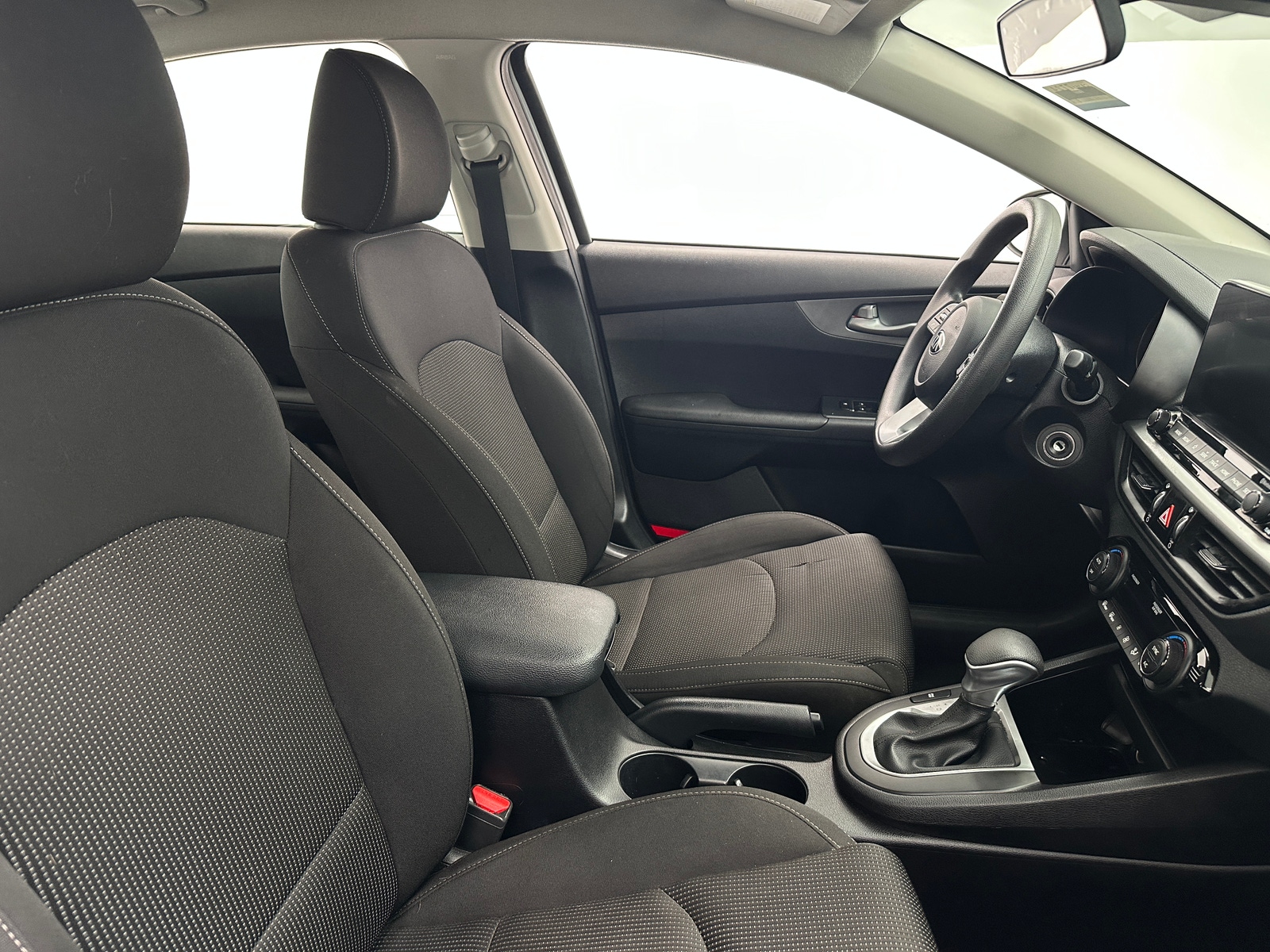 Thumbnail: 2019 Kia Forte - 2