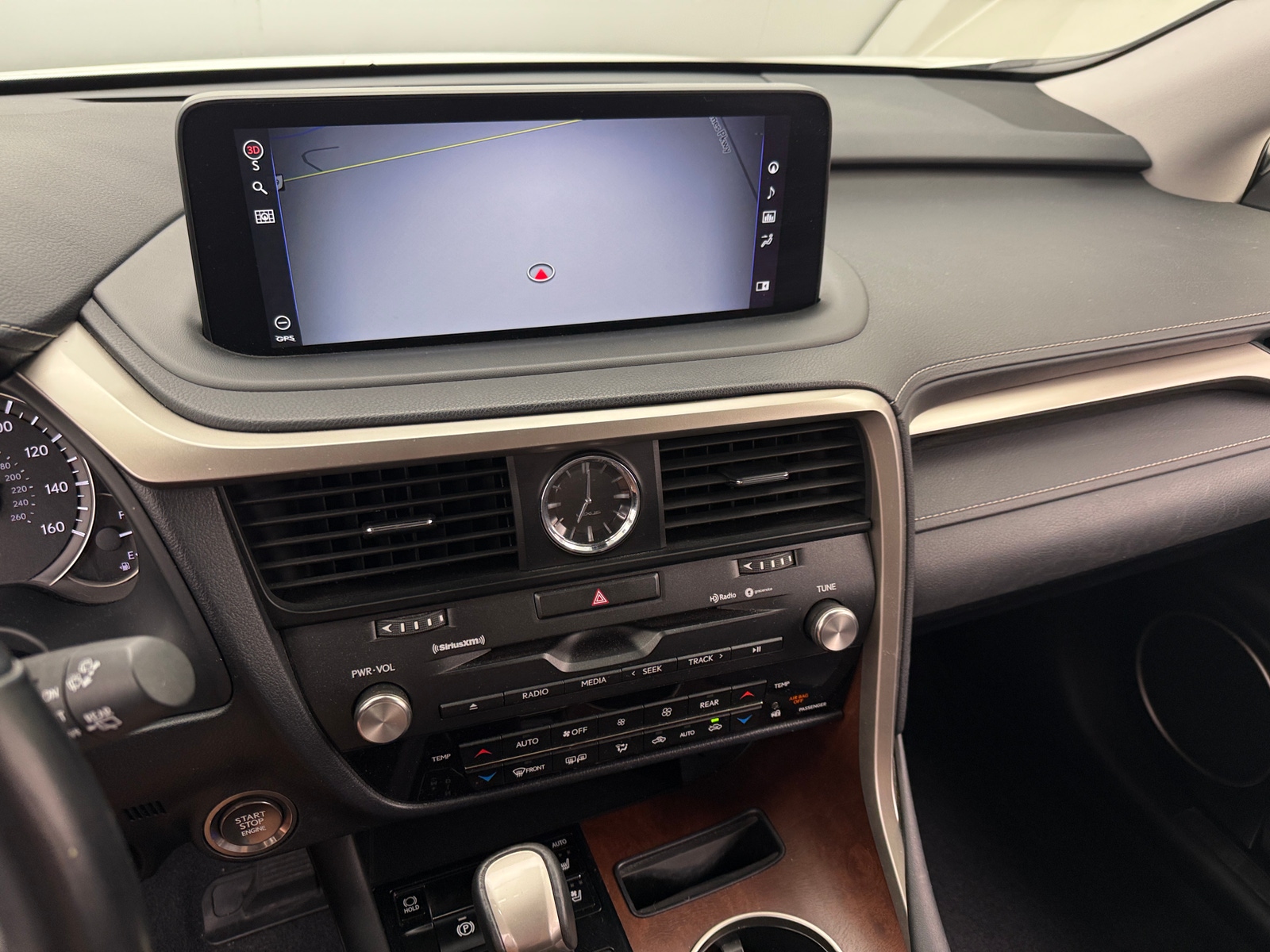 Thumbnail: 2020 Lexus RX - 4