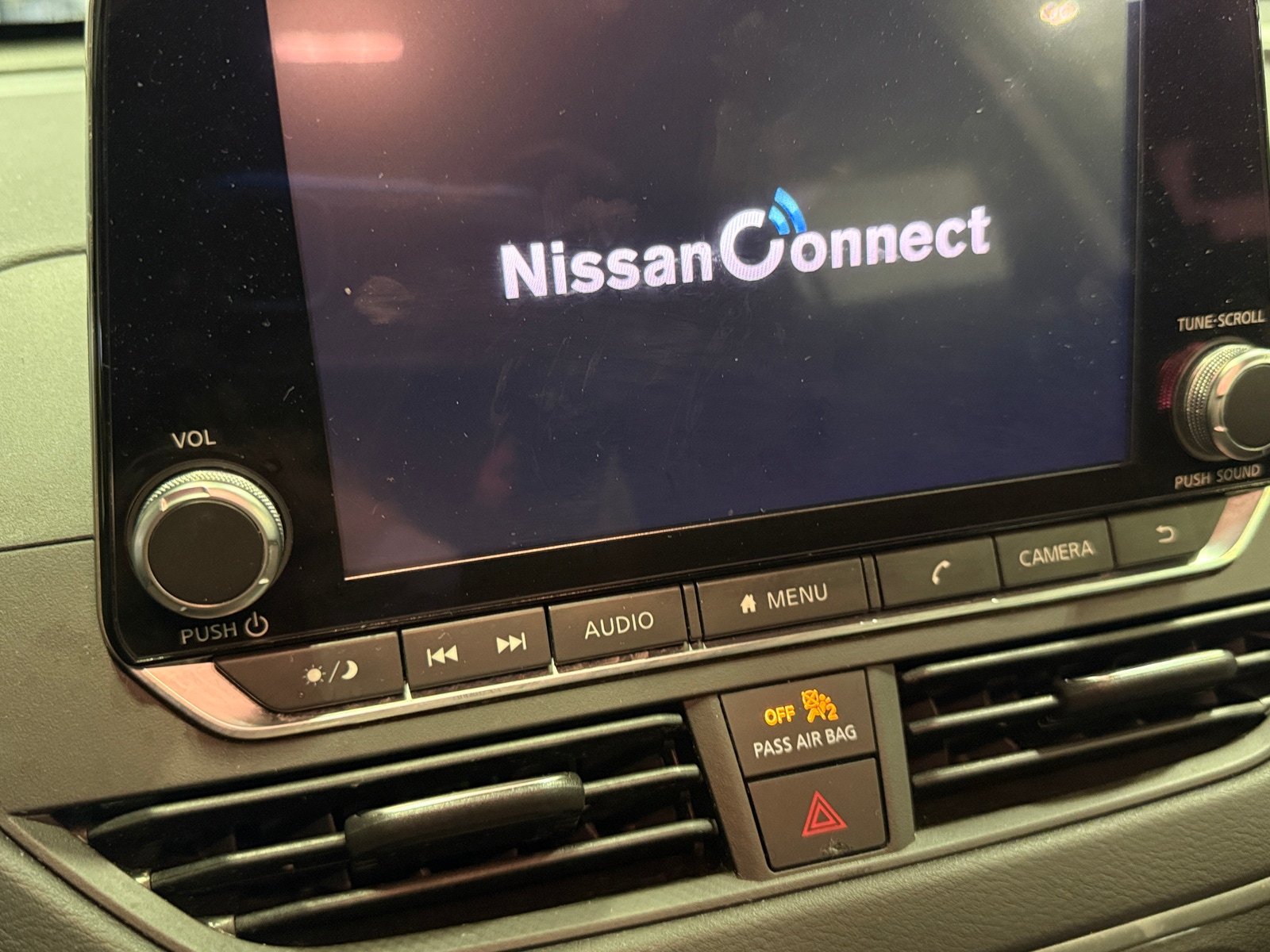 Thumbnail: 2022 Nissan Altima - 4