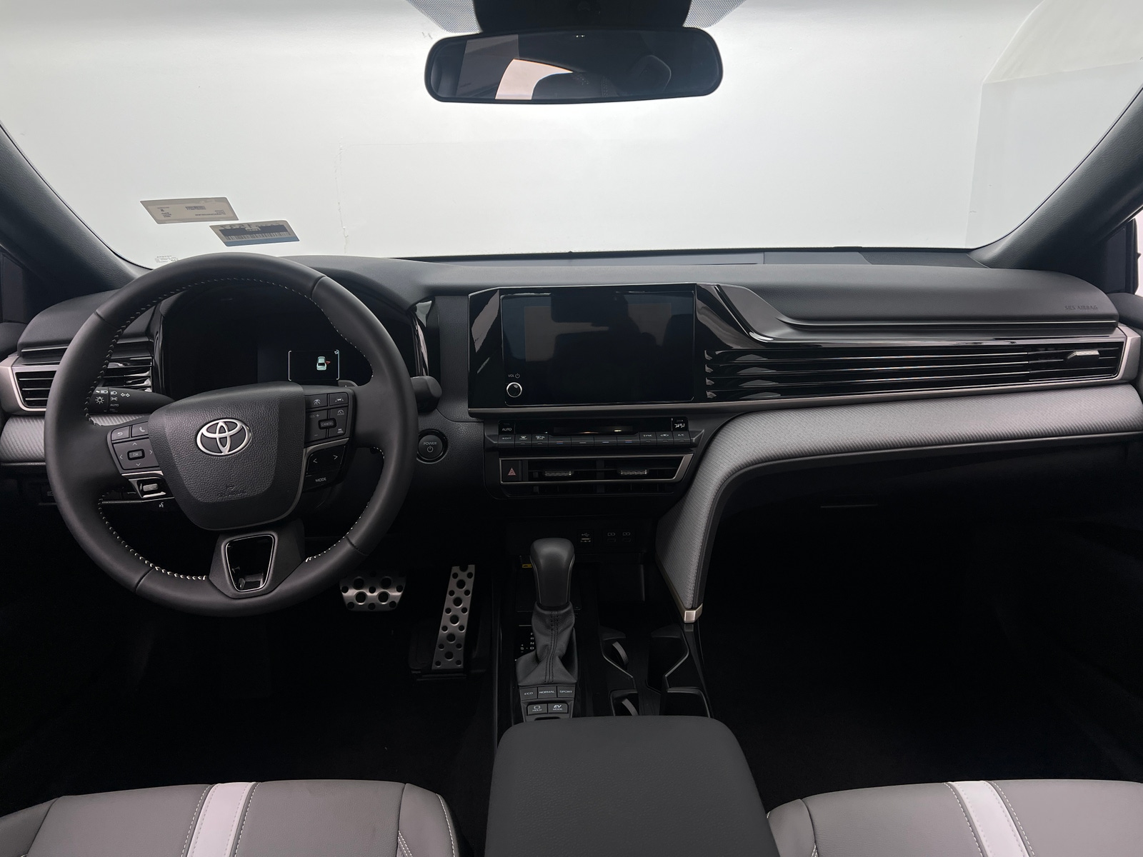 Thumbnail: 2025 Toyota Camry - 3