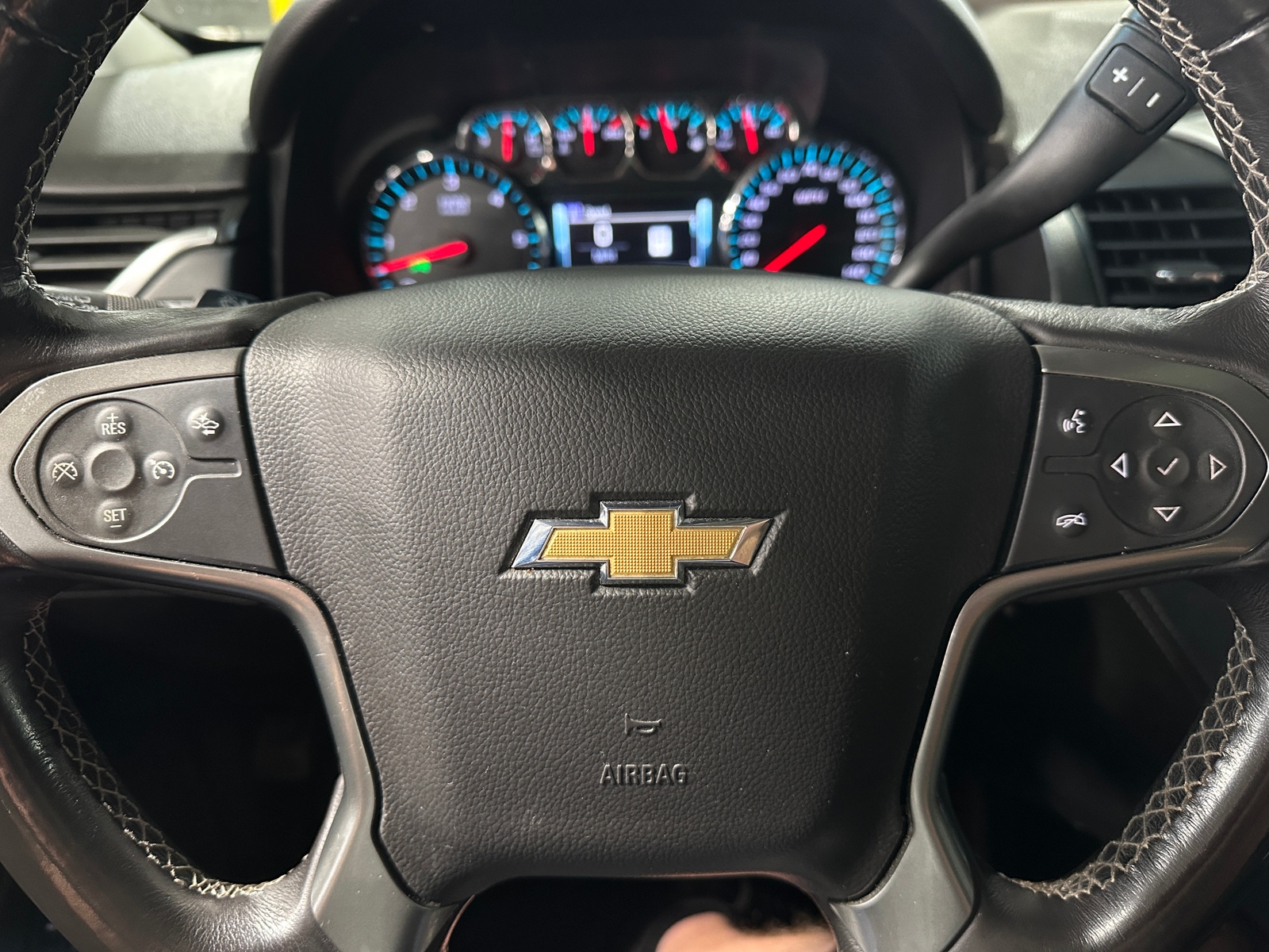 Thumbnail: 2018 Chevrolet Tahoe - 4
