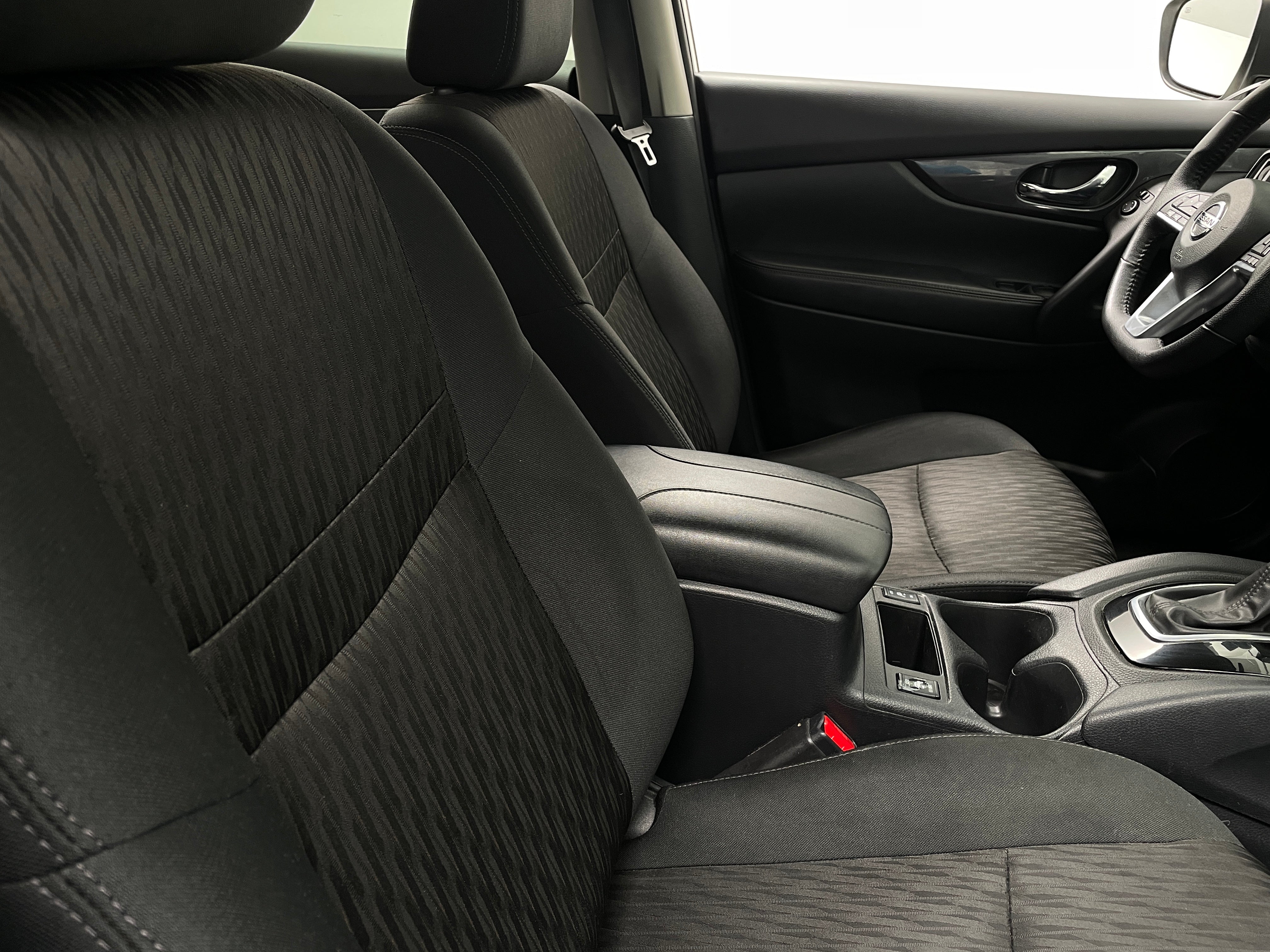 2020 Nissan Rogue