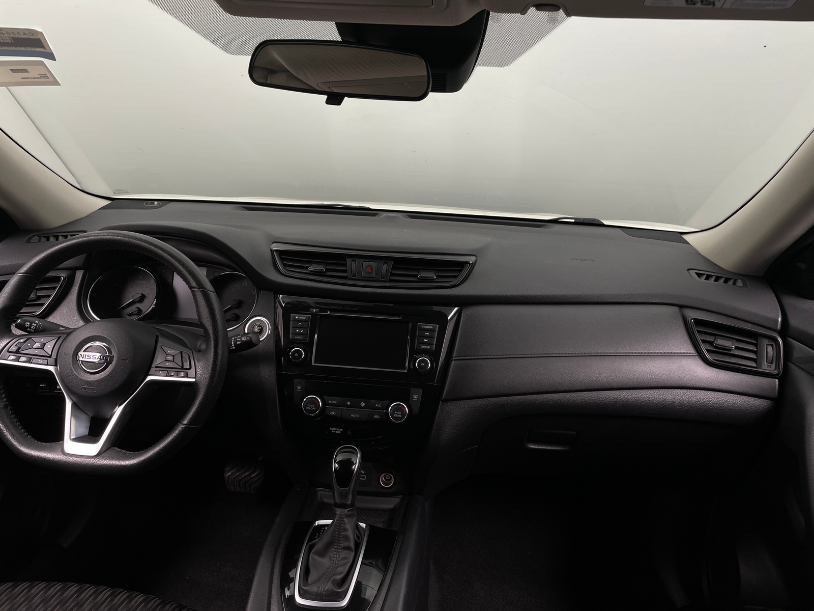 Thumbnail: 2020 Nissan Rogue - 3