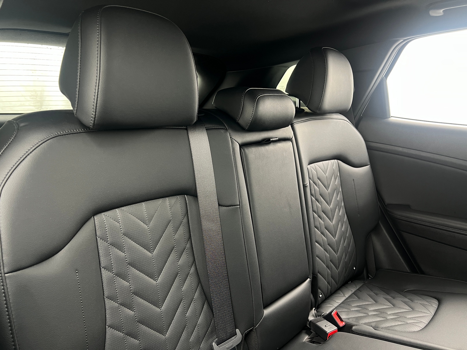 Thumbnail: 2023 Kia Sportage - 6