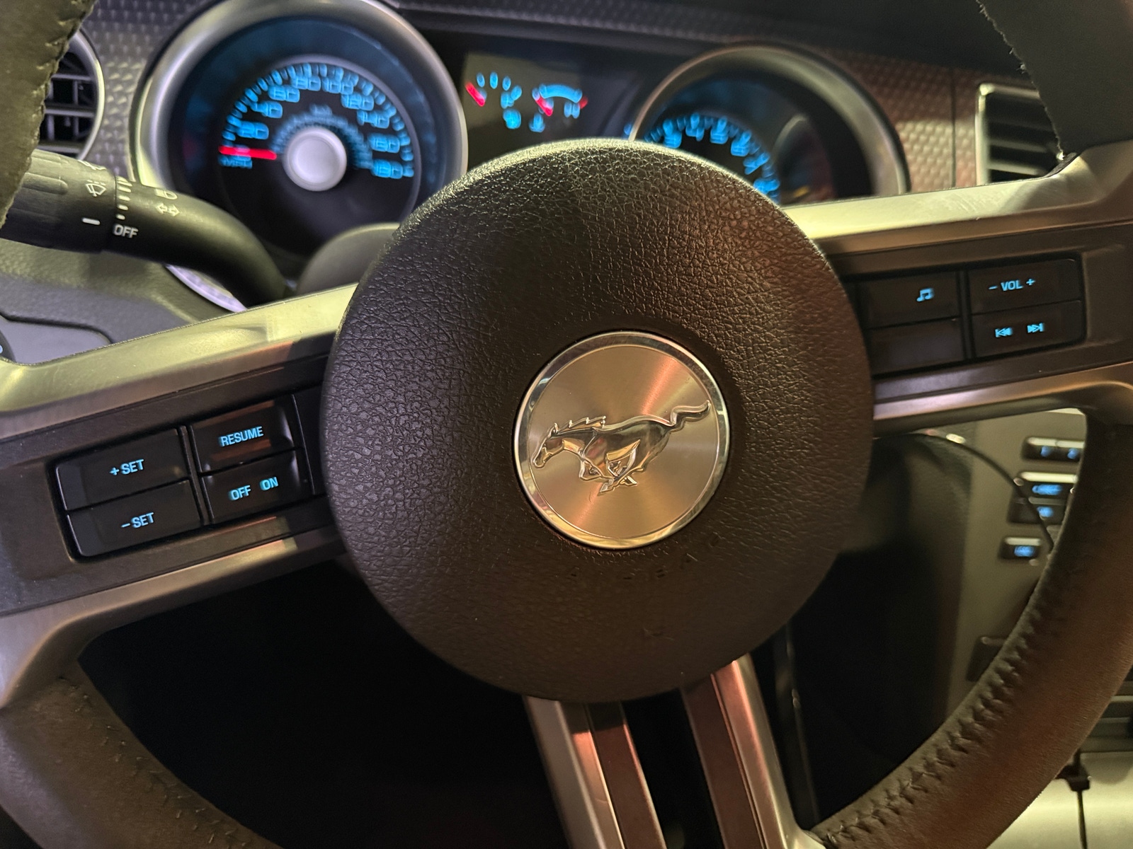 Thumbnail: 2012 Ford Mustang - 4