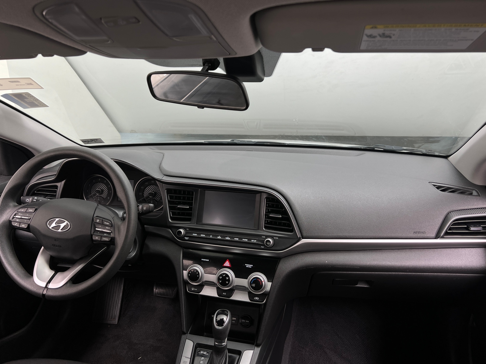 Thumbnail: 2019 Hyundai Elantra - 3